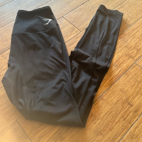Gymshark Black Leggings - Picture 1 of 3